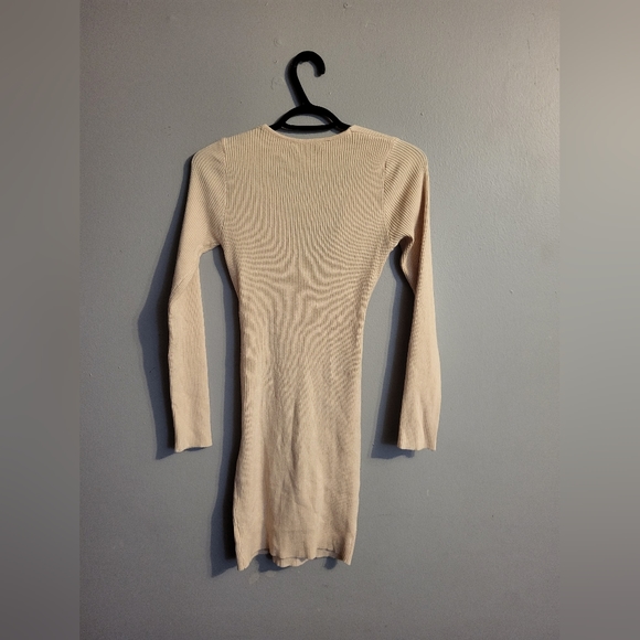 NWOT soft wrap long sleeves dress/ Robe manche longue cache-coeur - Picture 4 of 7